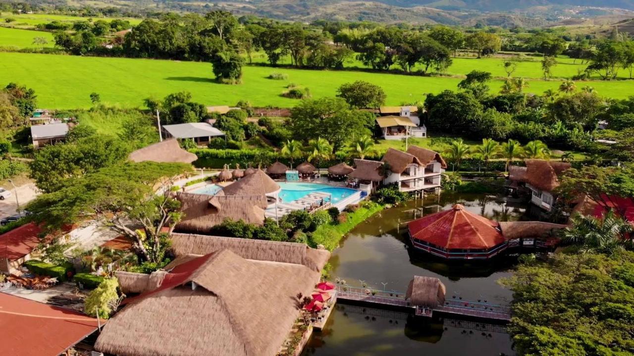 Hotel Campestre San Joaquin Garzon  ภายนอก รูปภาพ